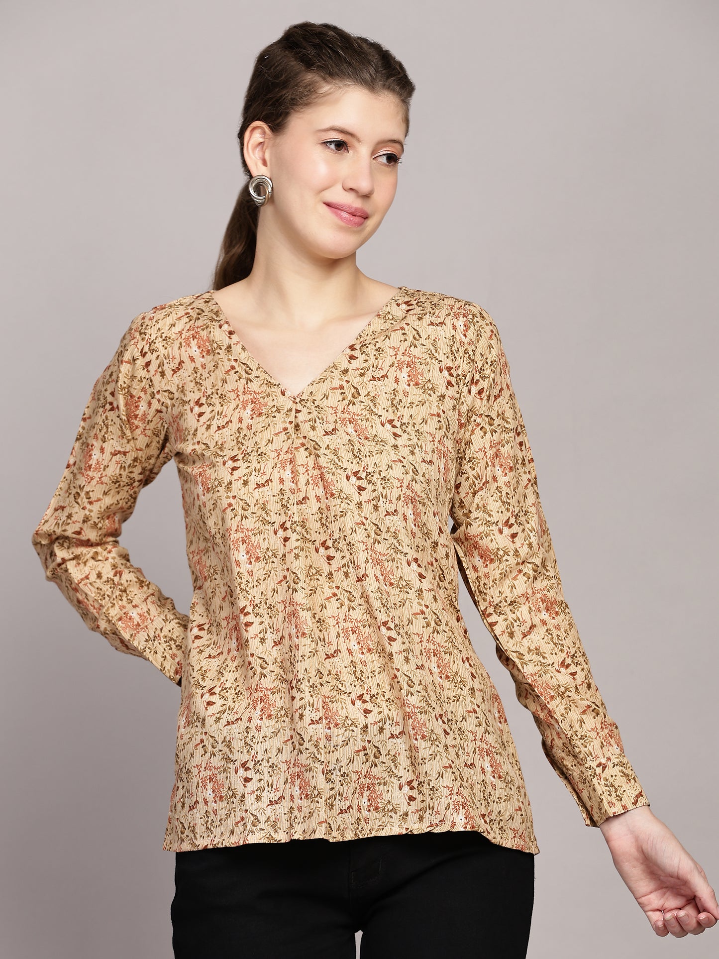 TrendRush Women Yellow Floral Printed V-Neck Top