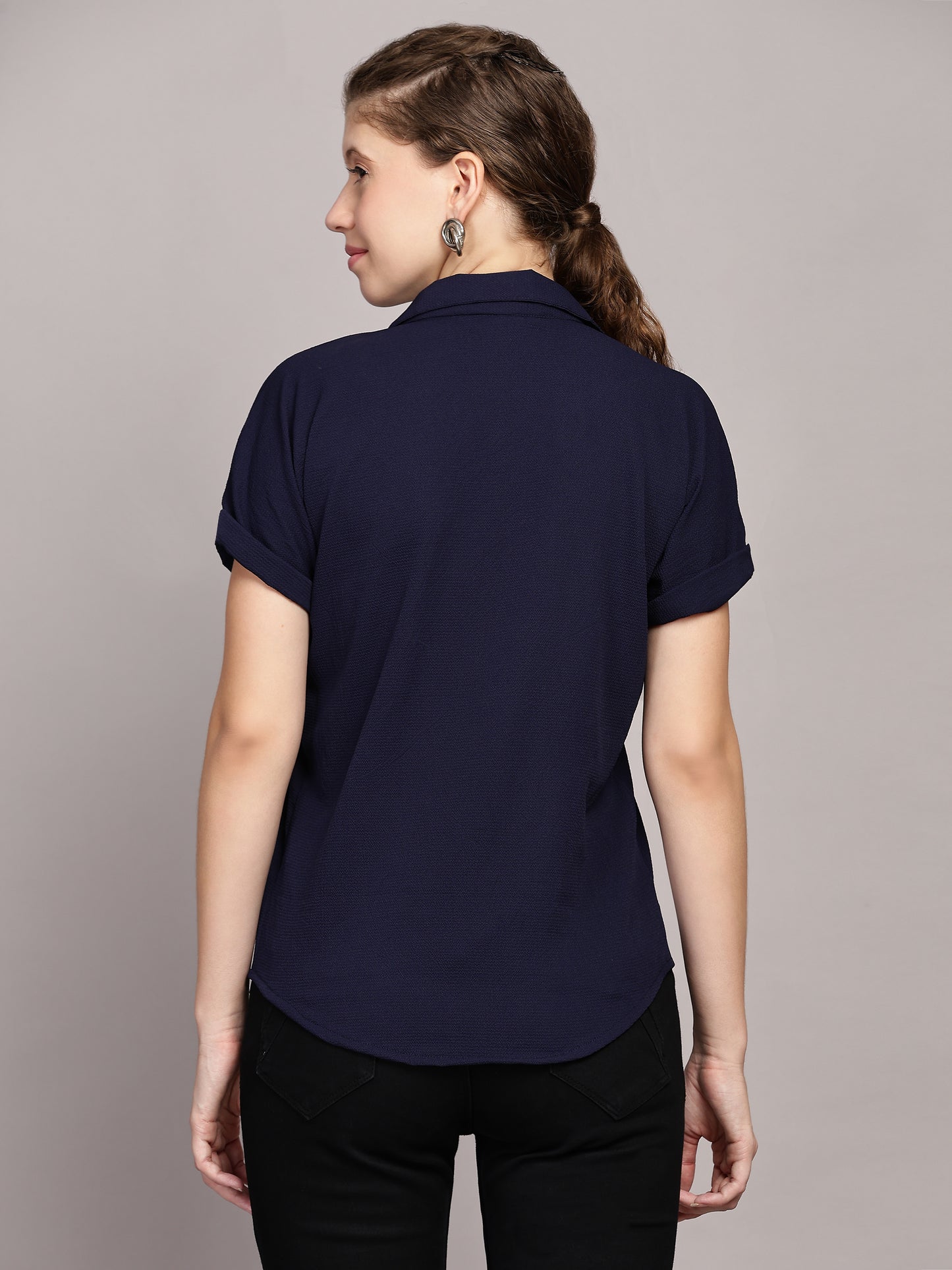 TrendRush Women Blue V-Neck Top with Short Sleeves