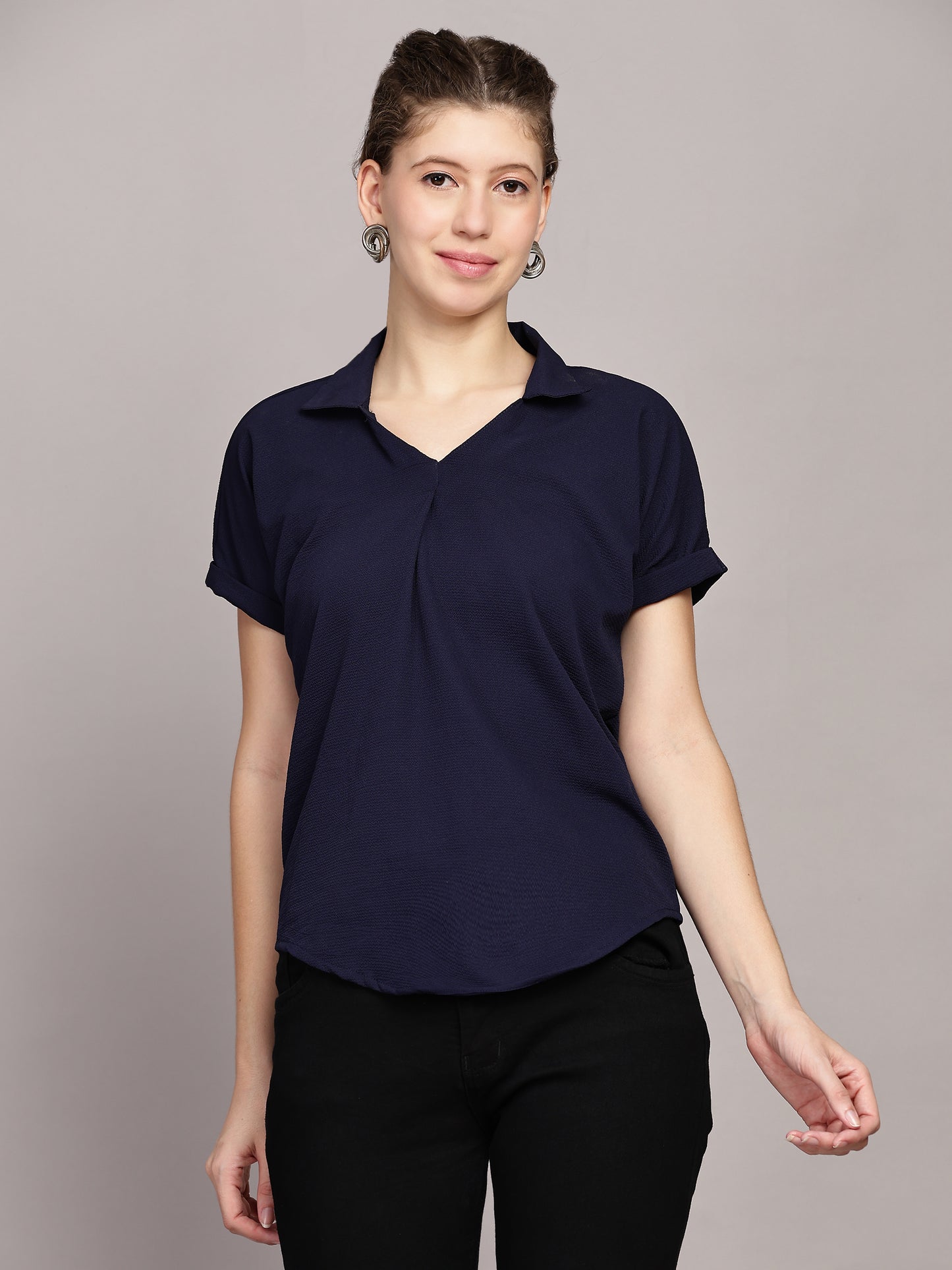 TrendRush Women Blue V-Neck Top with Short Sleeves