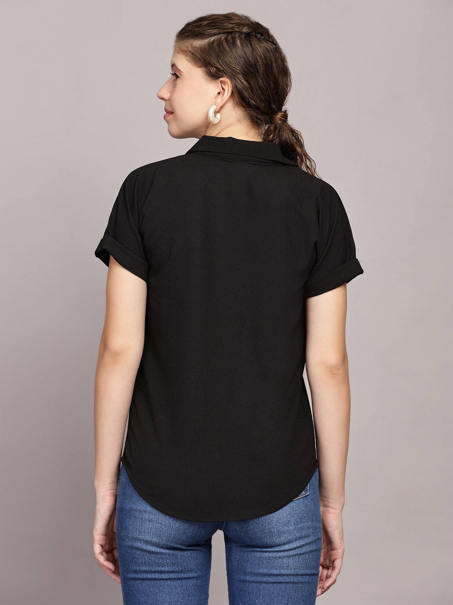 TrendRush Women Black V-Neck Top with Short Sleeves