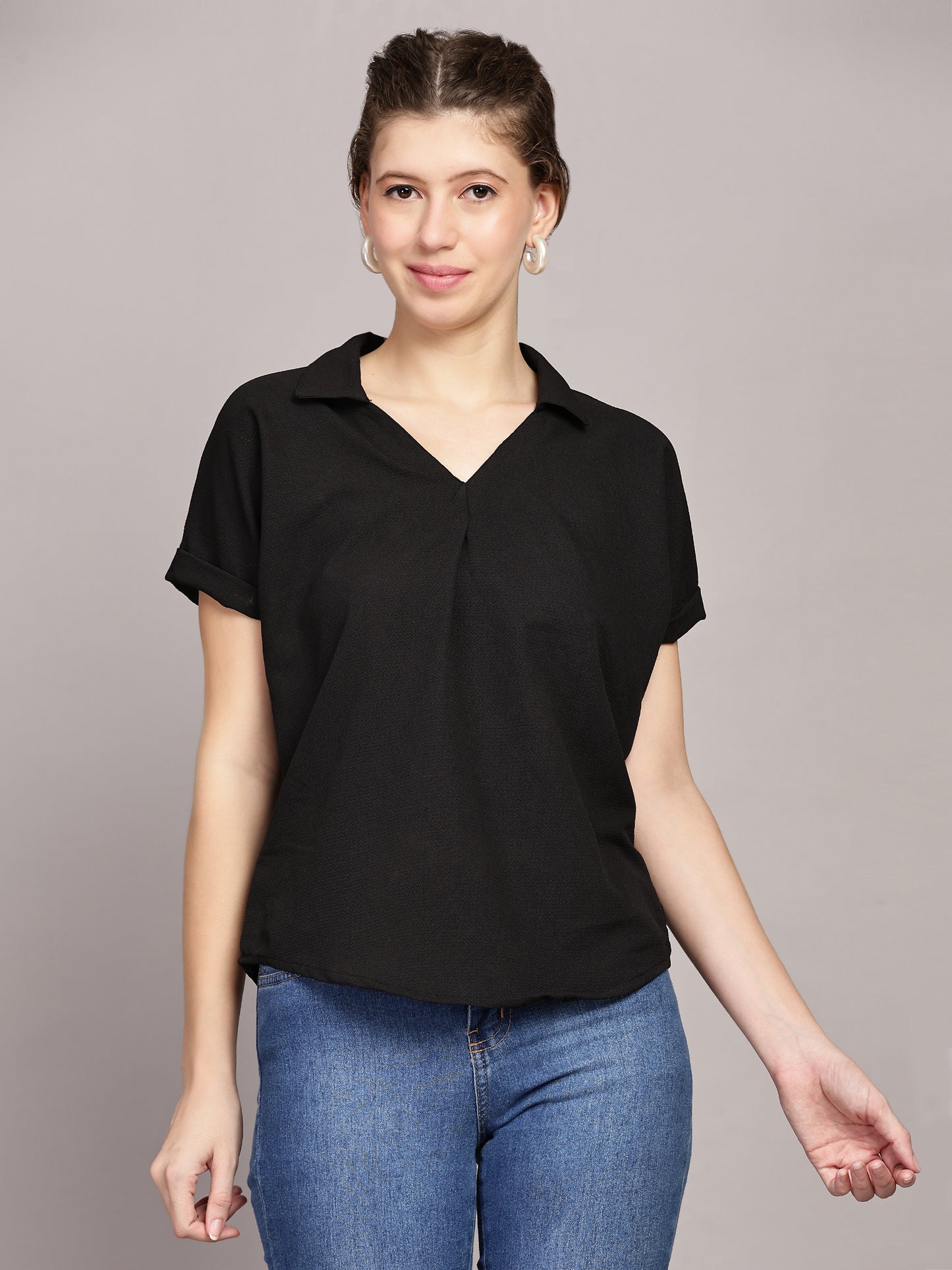 TrendRush Women Black V-Neck Top with Short Sleeves
