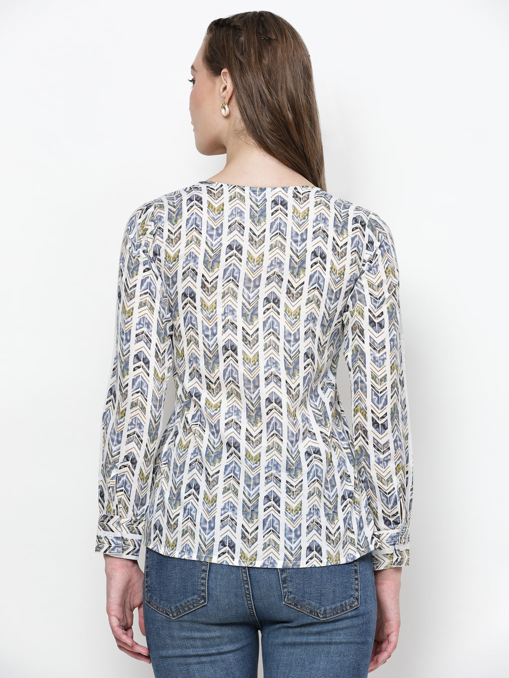 TrendRush Women Blue Geometric Printed V-Neck Top