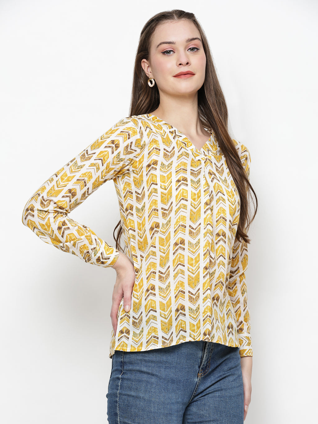 TrendRush Women Yellow Geometric Printed V-Neck Top