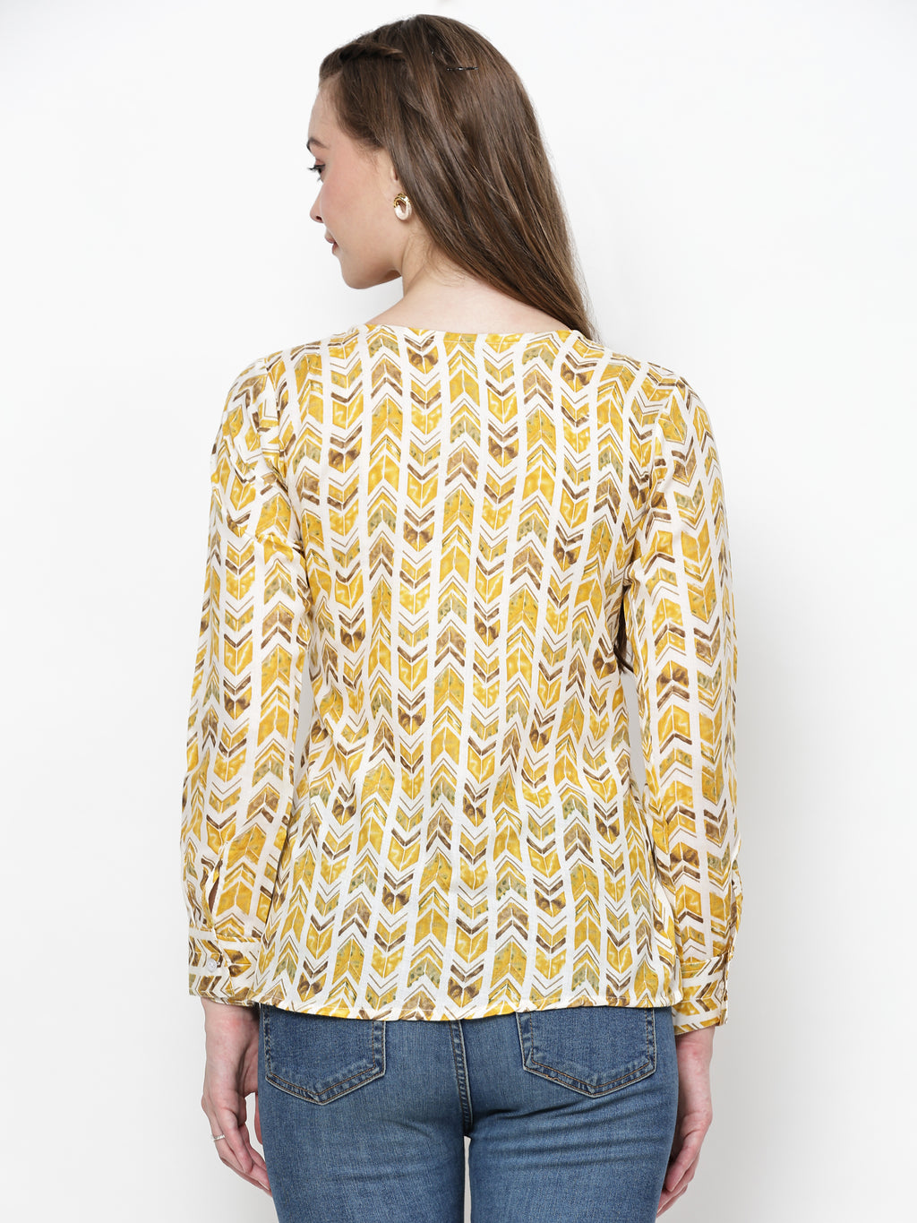 TrendRush Women Yellow Geometric Printed V-Neck Top