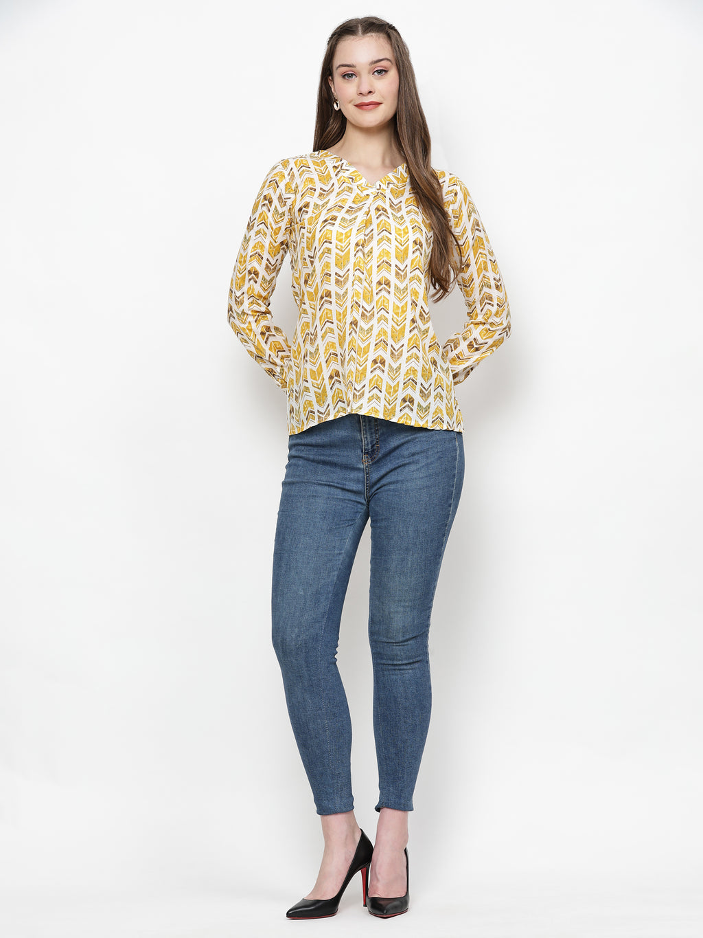 TrendRush Women Yellow Geometric Printed V-Neck Top