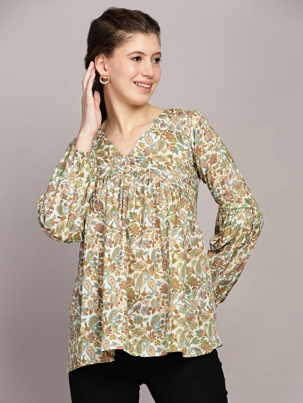 TrendRush Women V-Neck Green Paisley Printed Top