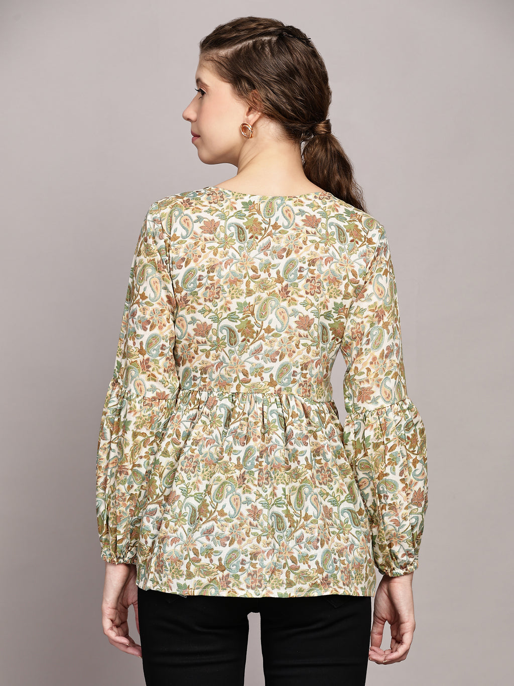 TrendRush Women V-Neck Green Paisley Printed Top