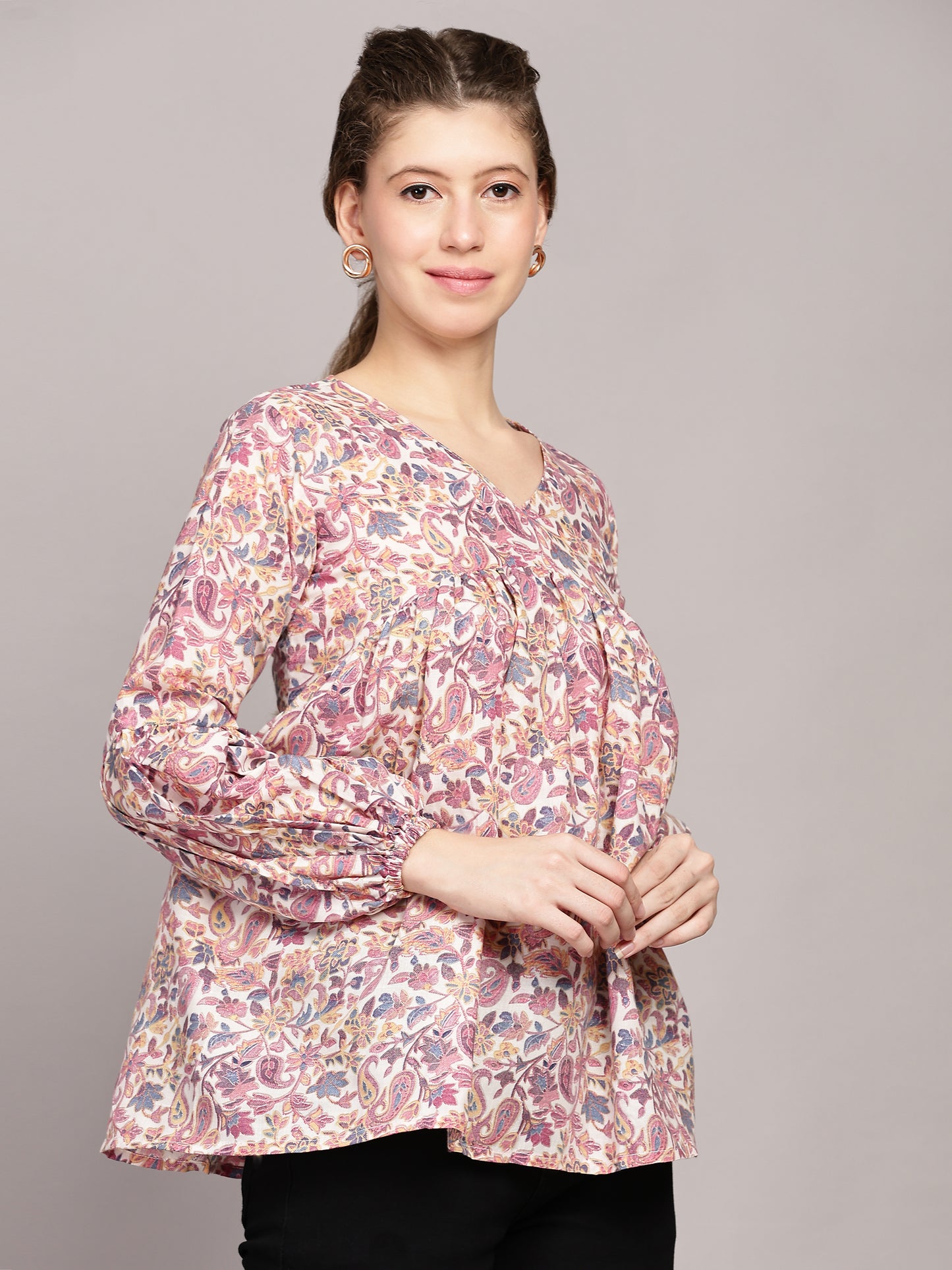 TrendRush Women V-Neck Purple Paisley Printed Top