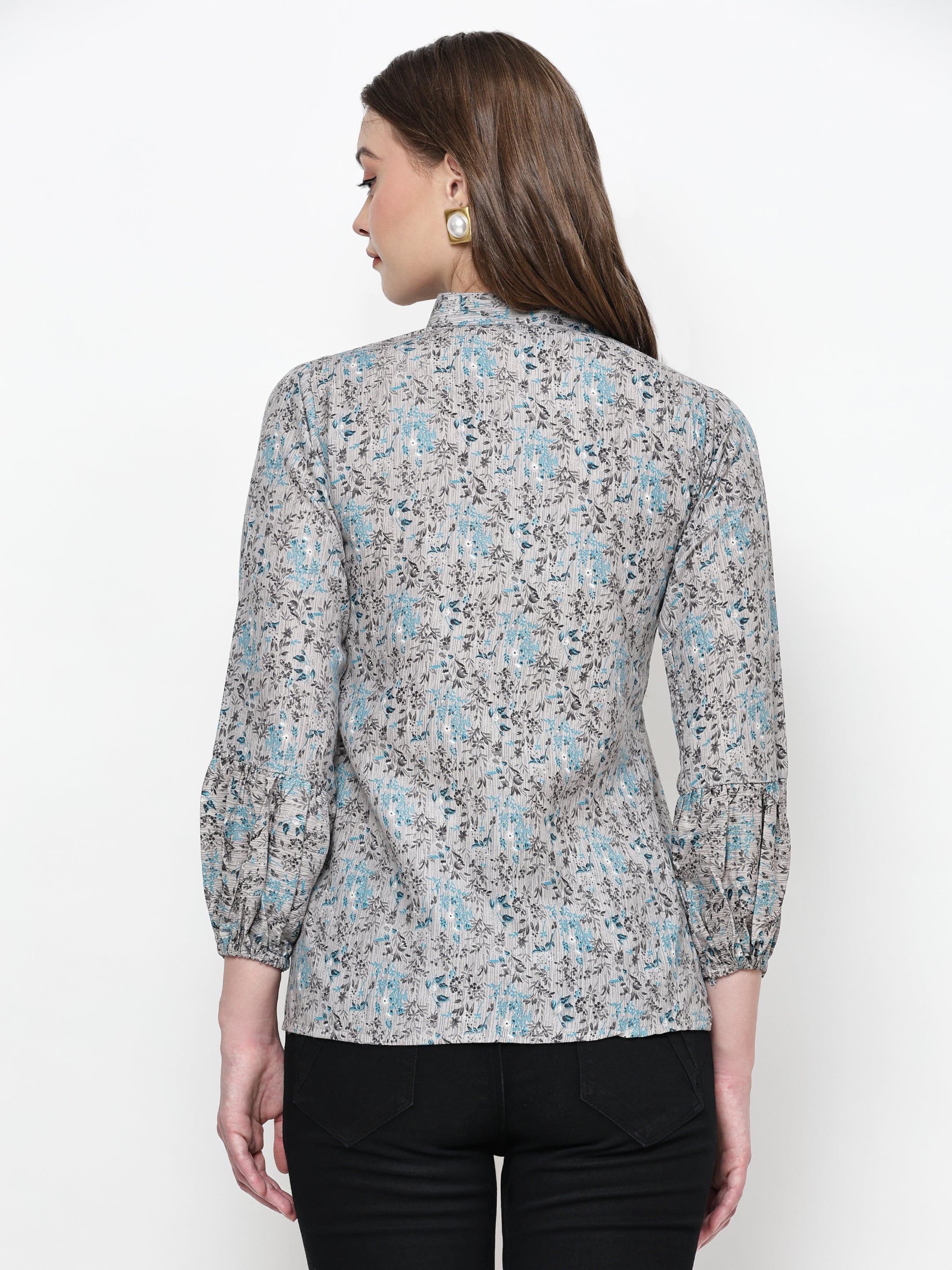 TrendRush Women Grey Floral Mandarin Collared Top