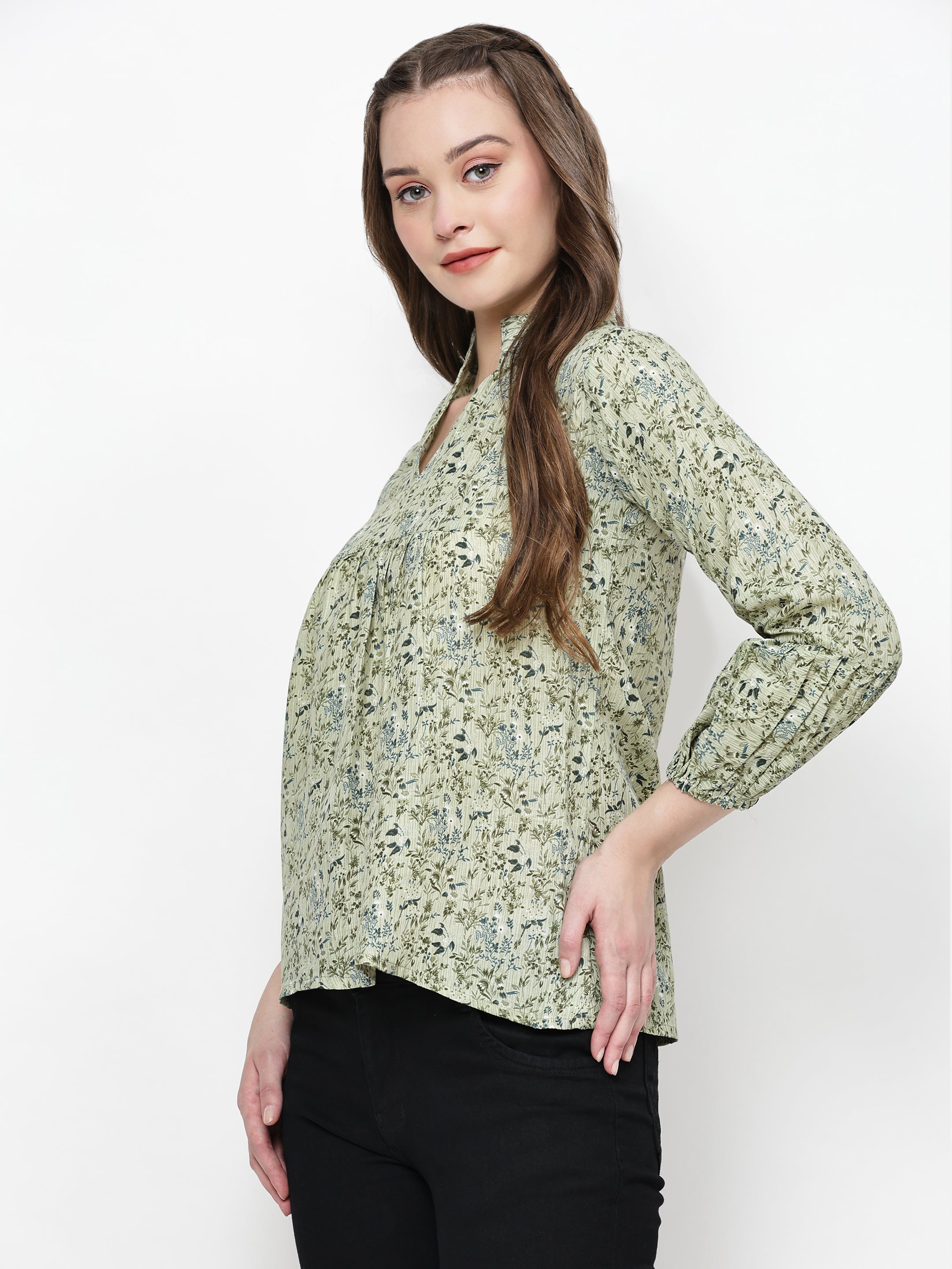 TrendRush Women Green Floral Mandarin Collared Top