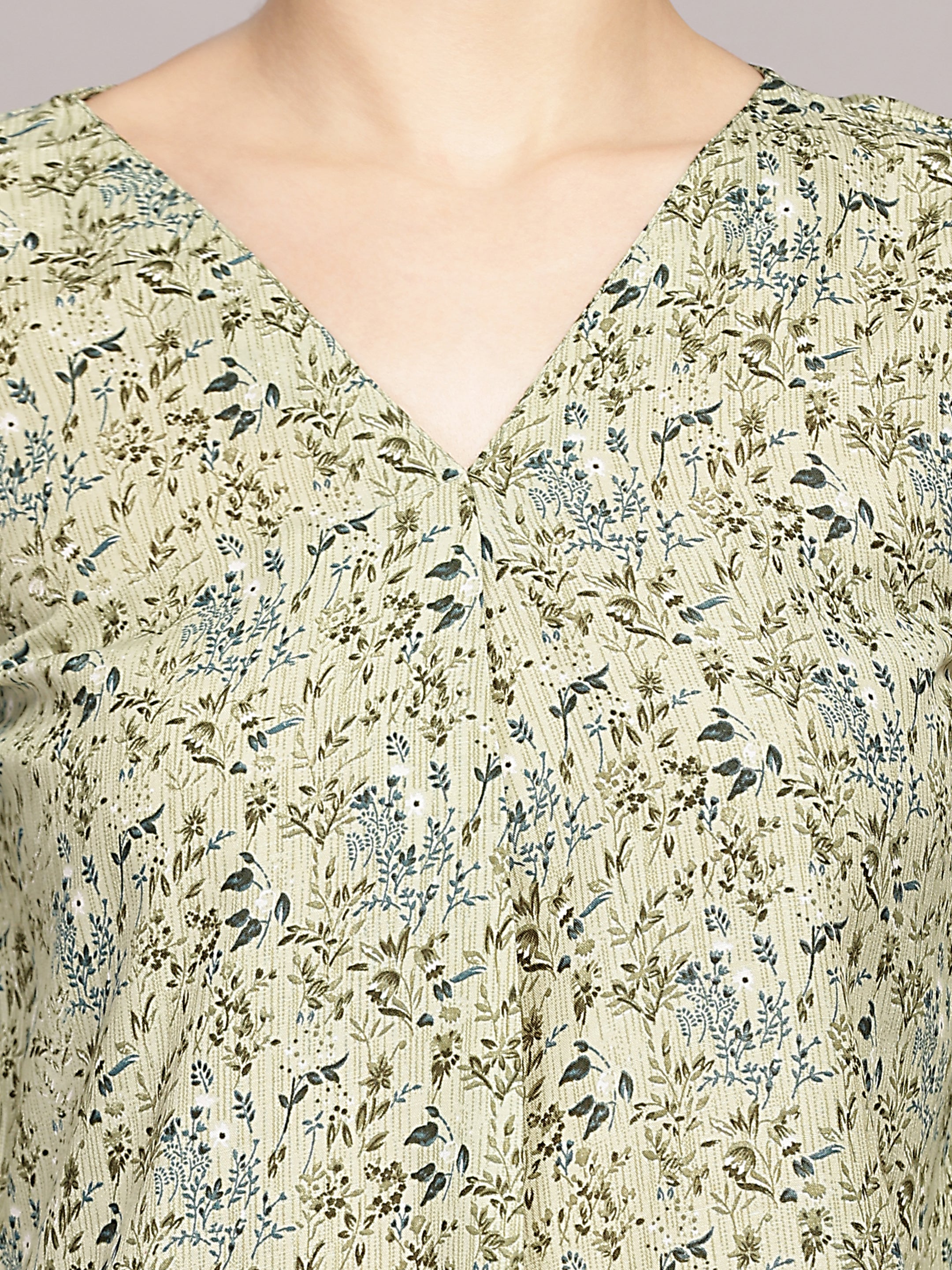 Floral Printed V-Neck Top