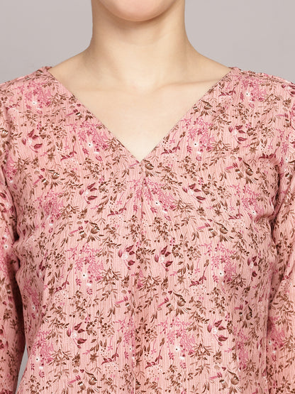 TrendRush Women Pink Floral Printed V-Neck Top