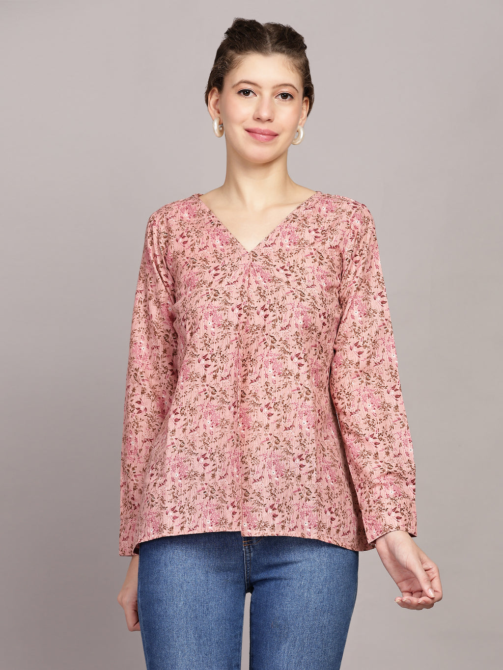 TrendRush Women Pink Floral Printed V-Neck Top