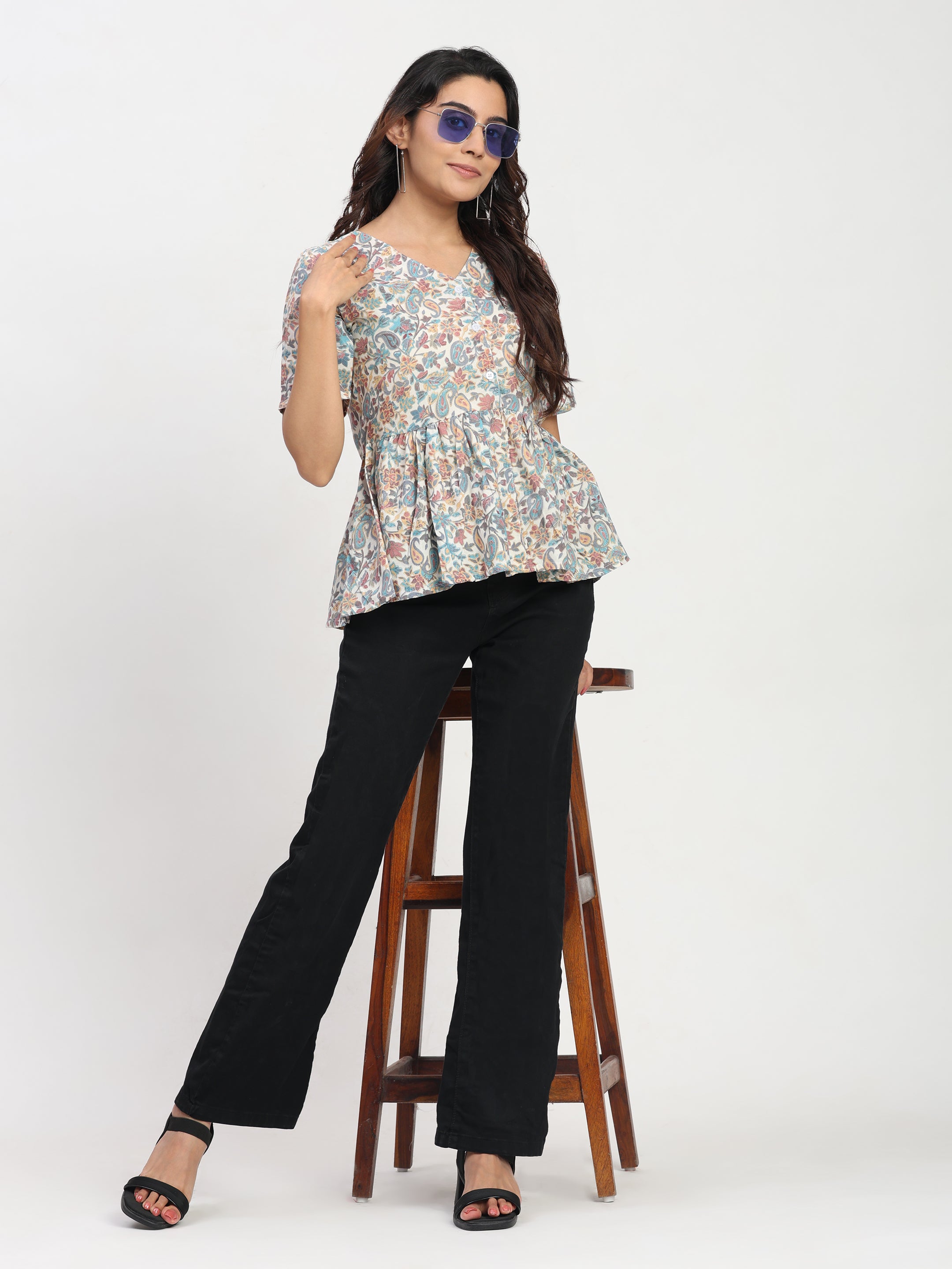 TrendRush Women Blue Floral V-Neck Peplum Casual Short Sleeve Top